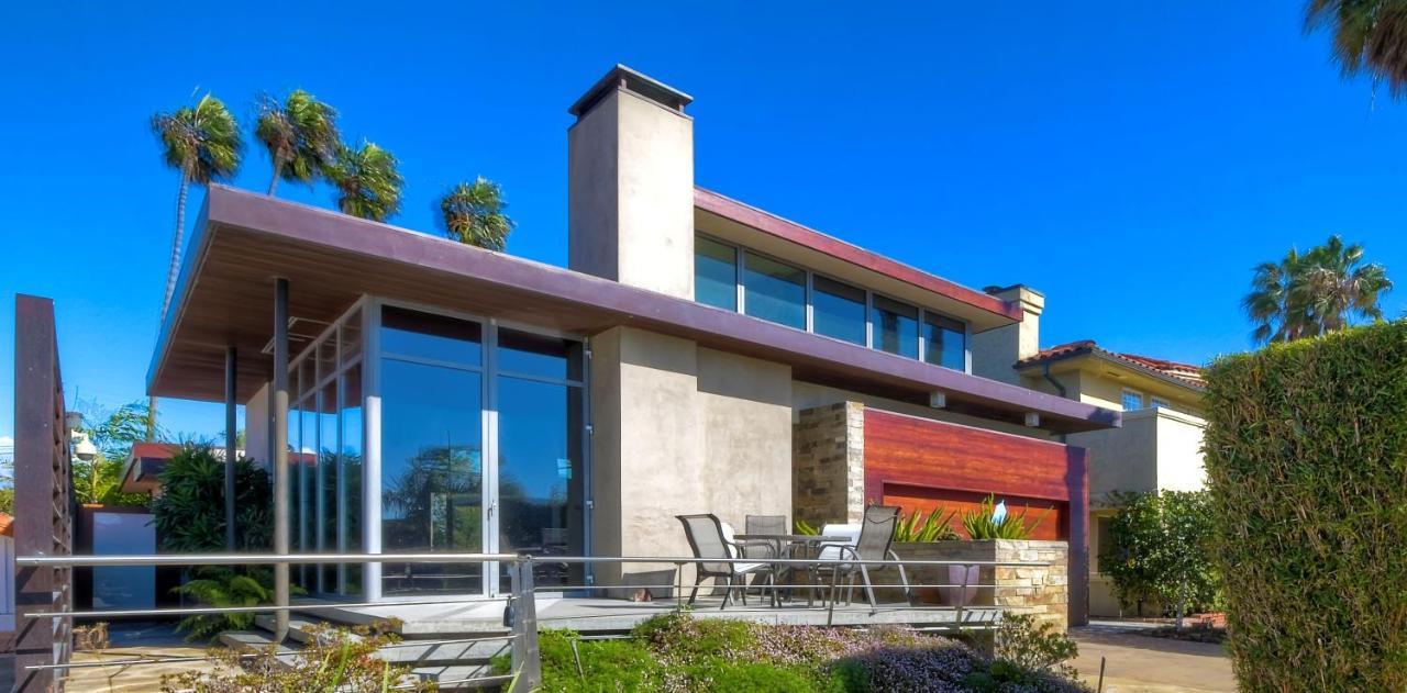 Mid-Century Modern, Award Winning Home, Hot Tub Oceanside Exterior photo