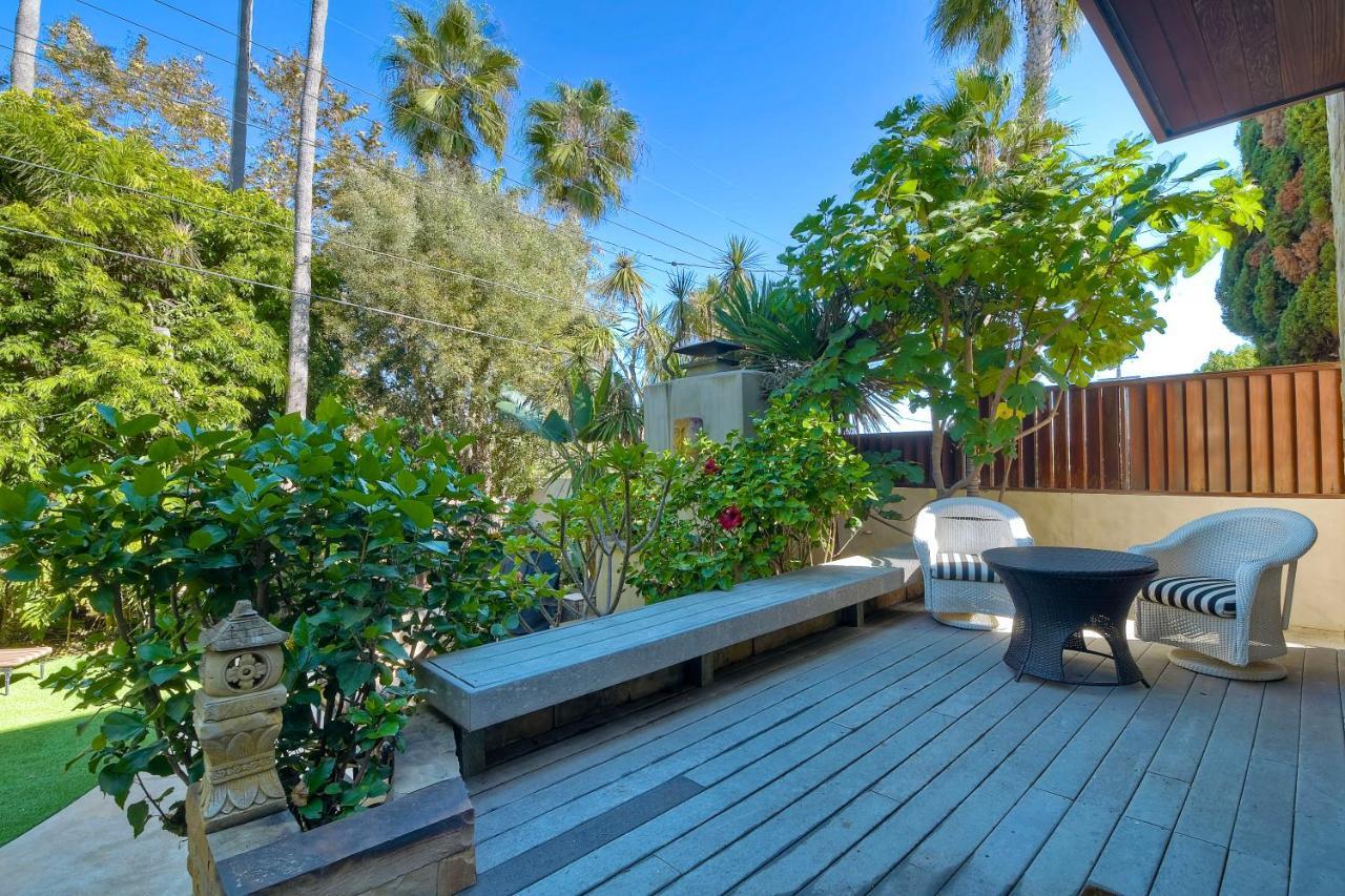 Mid-Century Modern, Award Winning Home, Hot Tub Oceanside Exterior photo